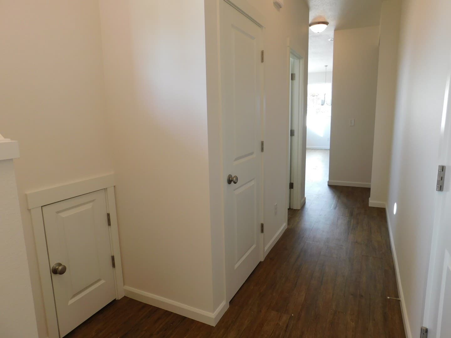 Vancouver Apartment: 3301 & 3305 Lincoln Avenue