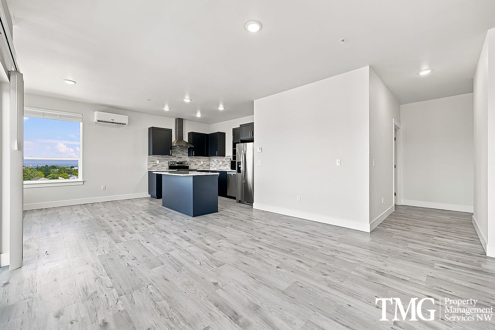 Kennewick Apartment: 7918 W 10th Ave