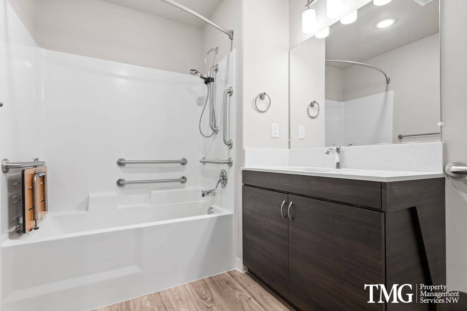 Vancouver Apartment: 9615 NE 25th Ave