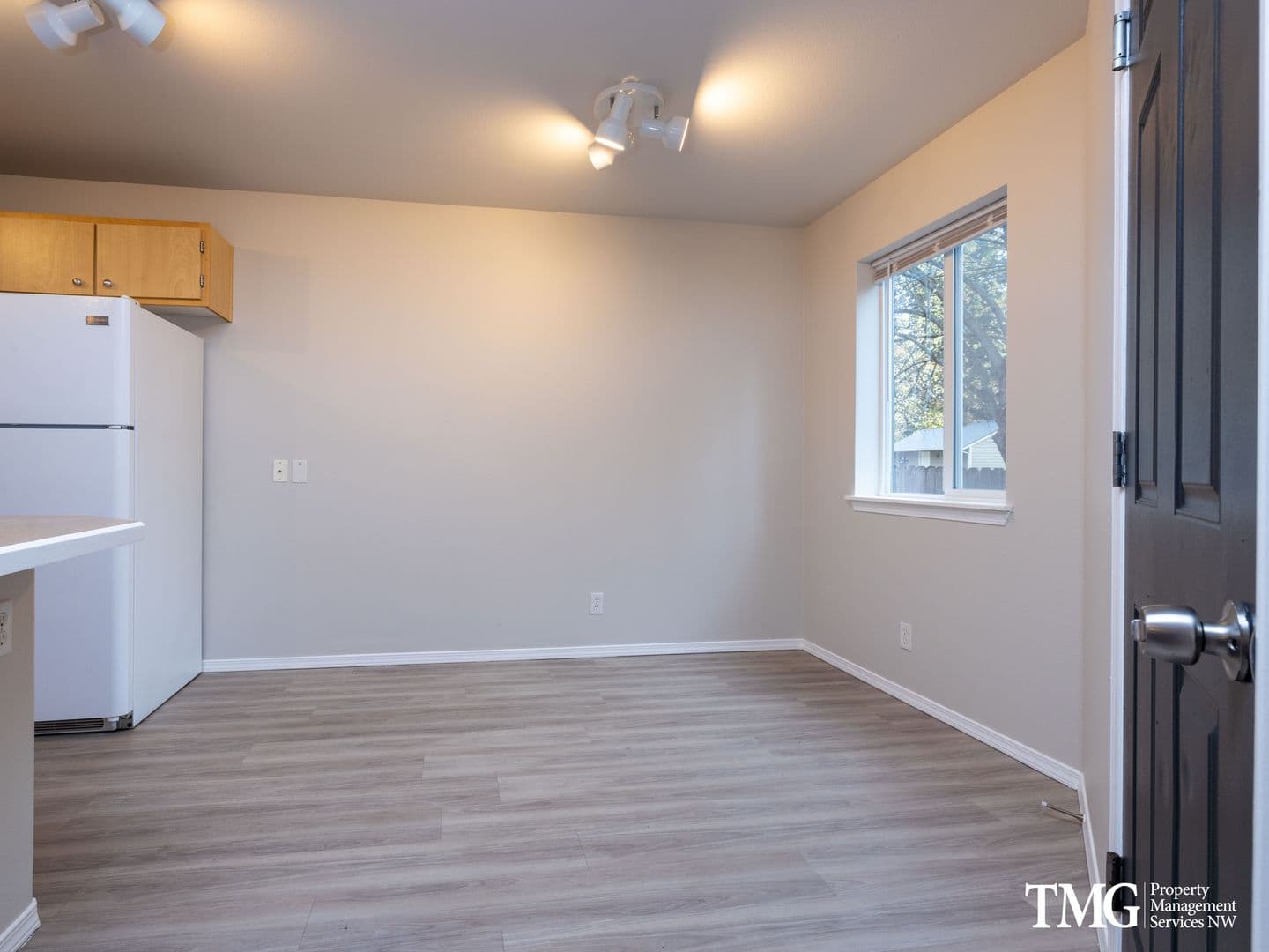 Vancouver Apartment: 5313 NE 68th Ave