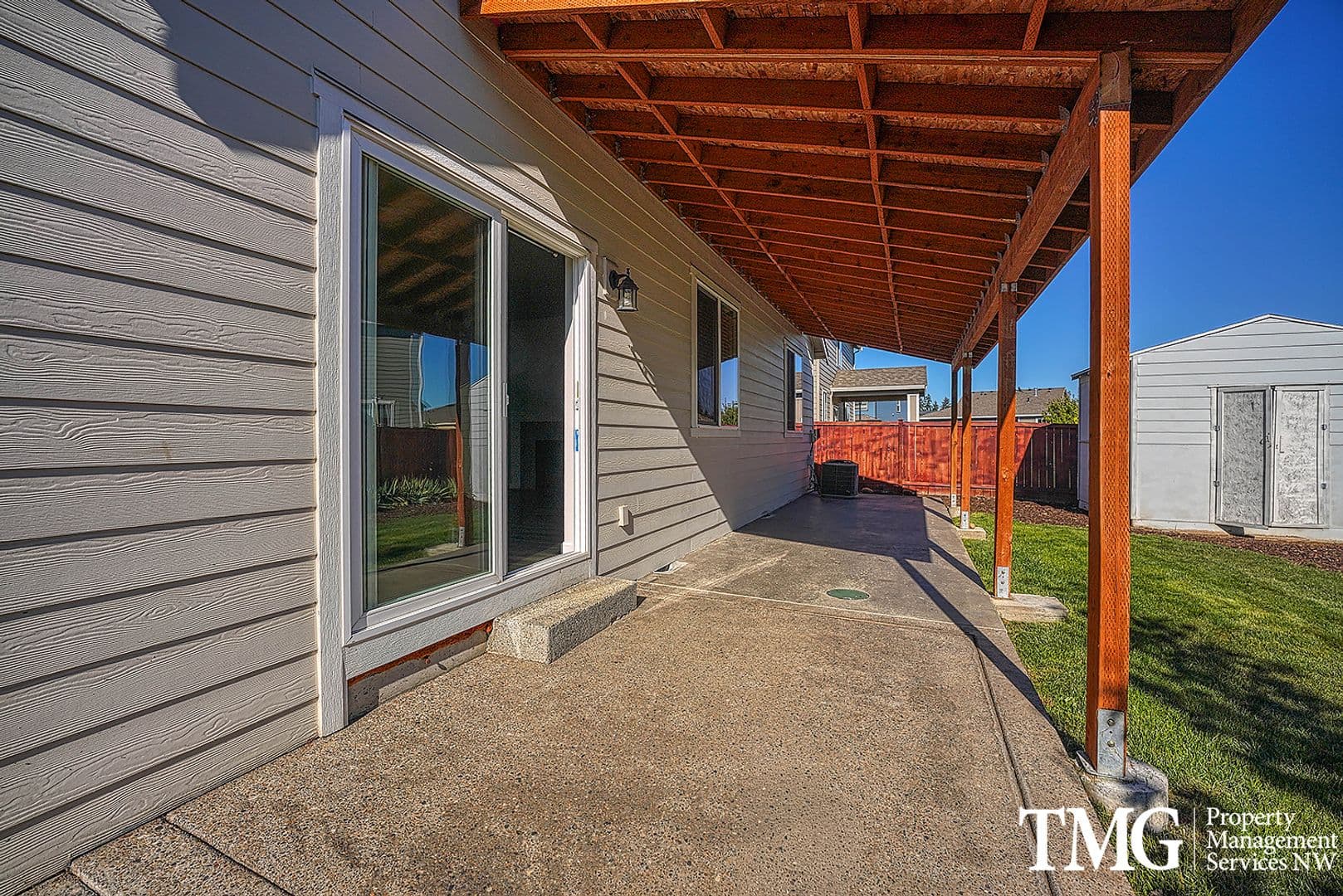 Vancouver House: 9203 NE 165th Avenue