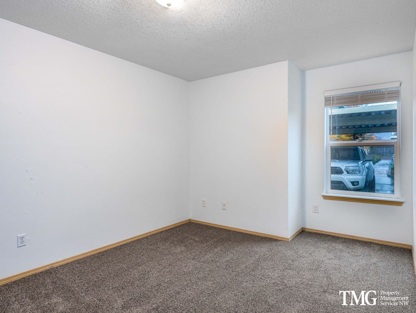 Vancouver Apartment: 13608 NE 72nd St
