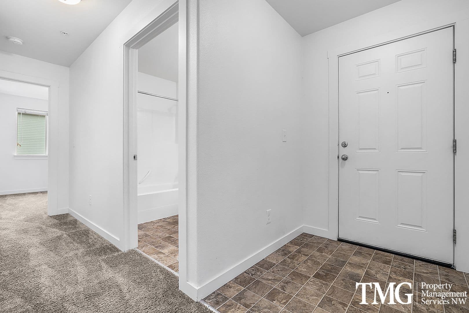 Battle Ground Apartment: 1017 SE 12th Ave