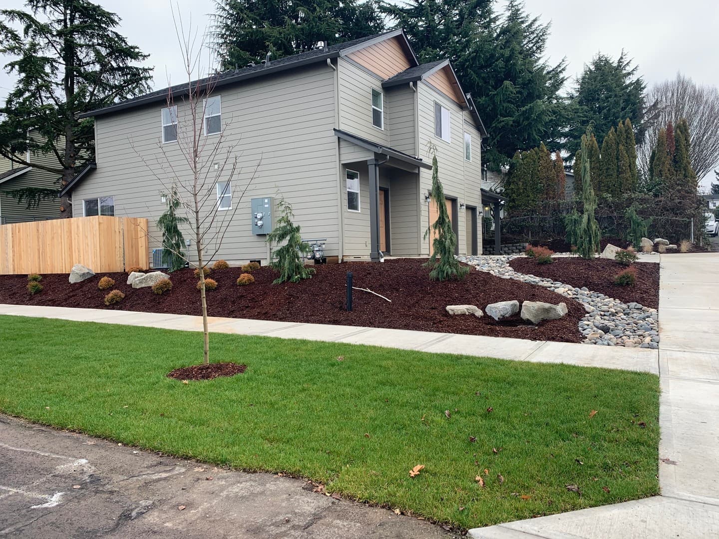 Vancouver Apartment: 3301 & 3305 Lincoln Avenue