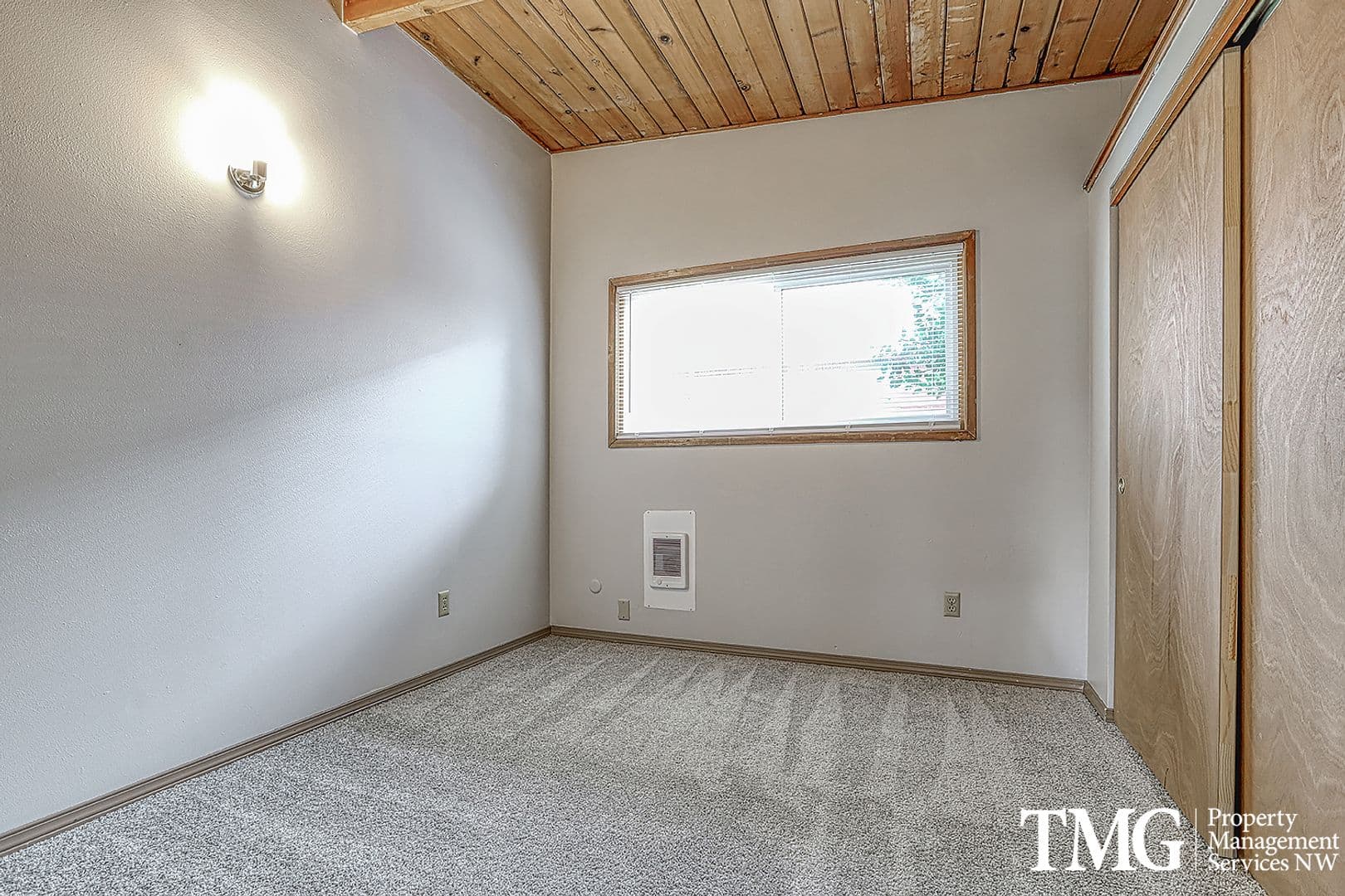 Vancouver Apartment: 2106 & 2108 E 33rd Street
