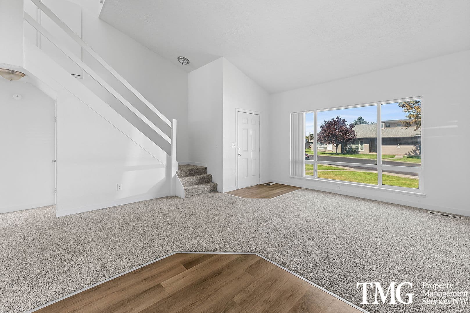 Kennewick Apartment: 803 S Olympia St