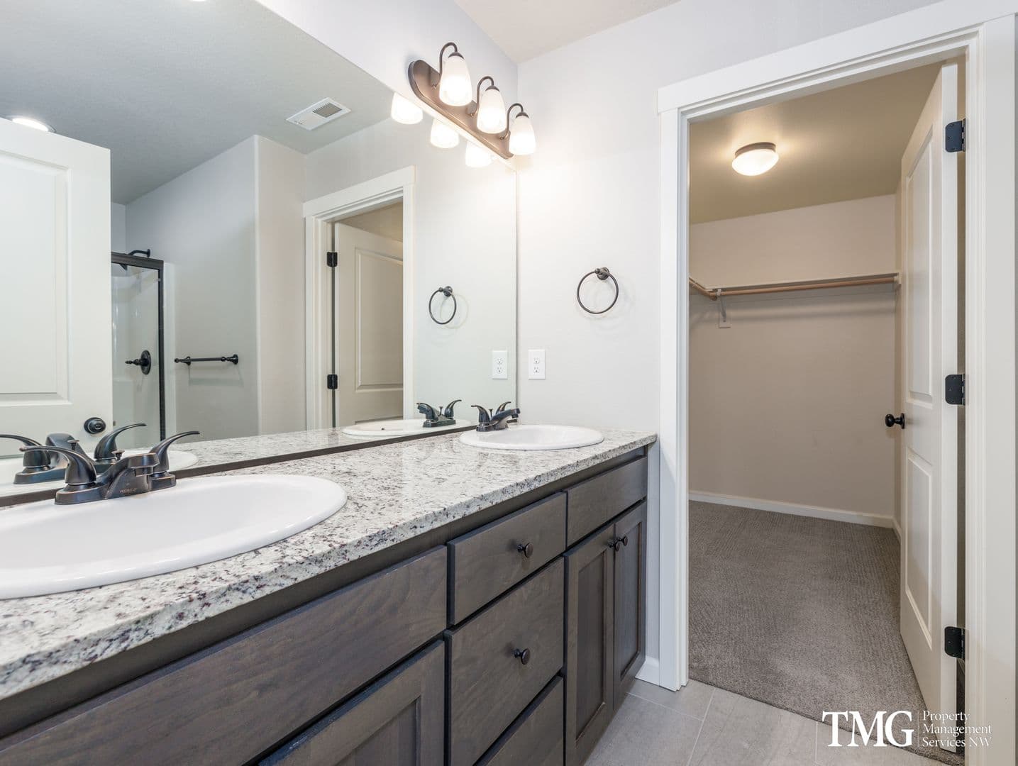 Vancouver House: 11311 NE 14th Ct