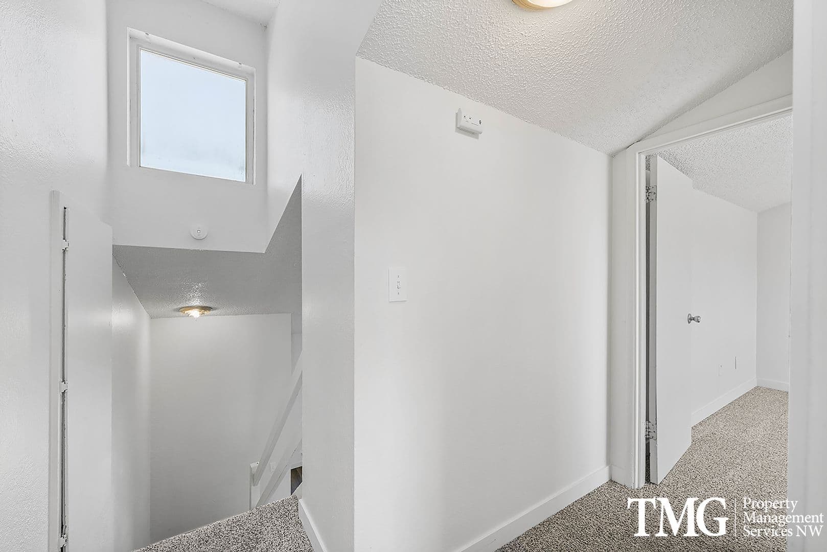 Kennewick Apartment: 803 S Olympia St