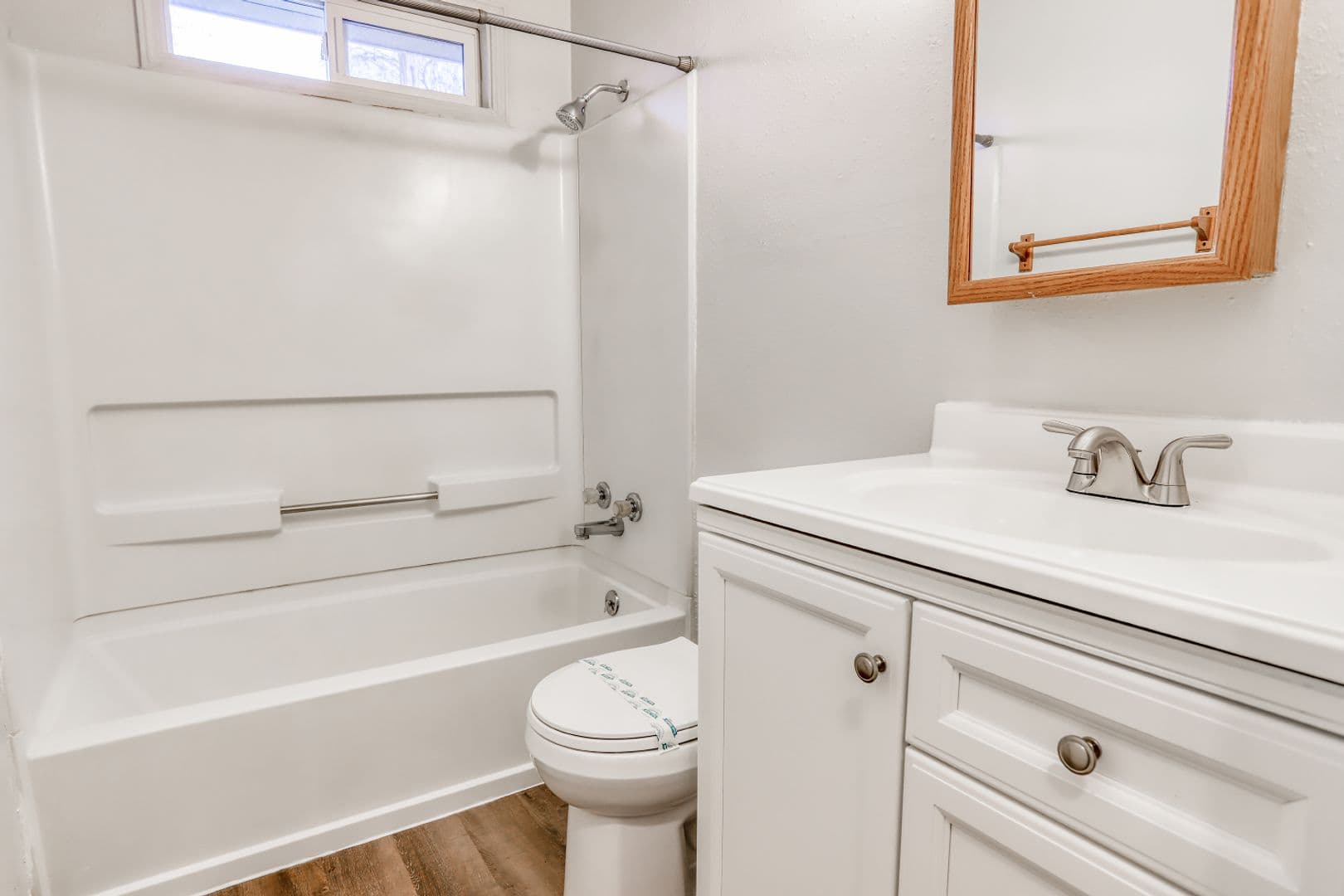 Vancouver Apartment: 3504 & 3506 Yeoman Avenue