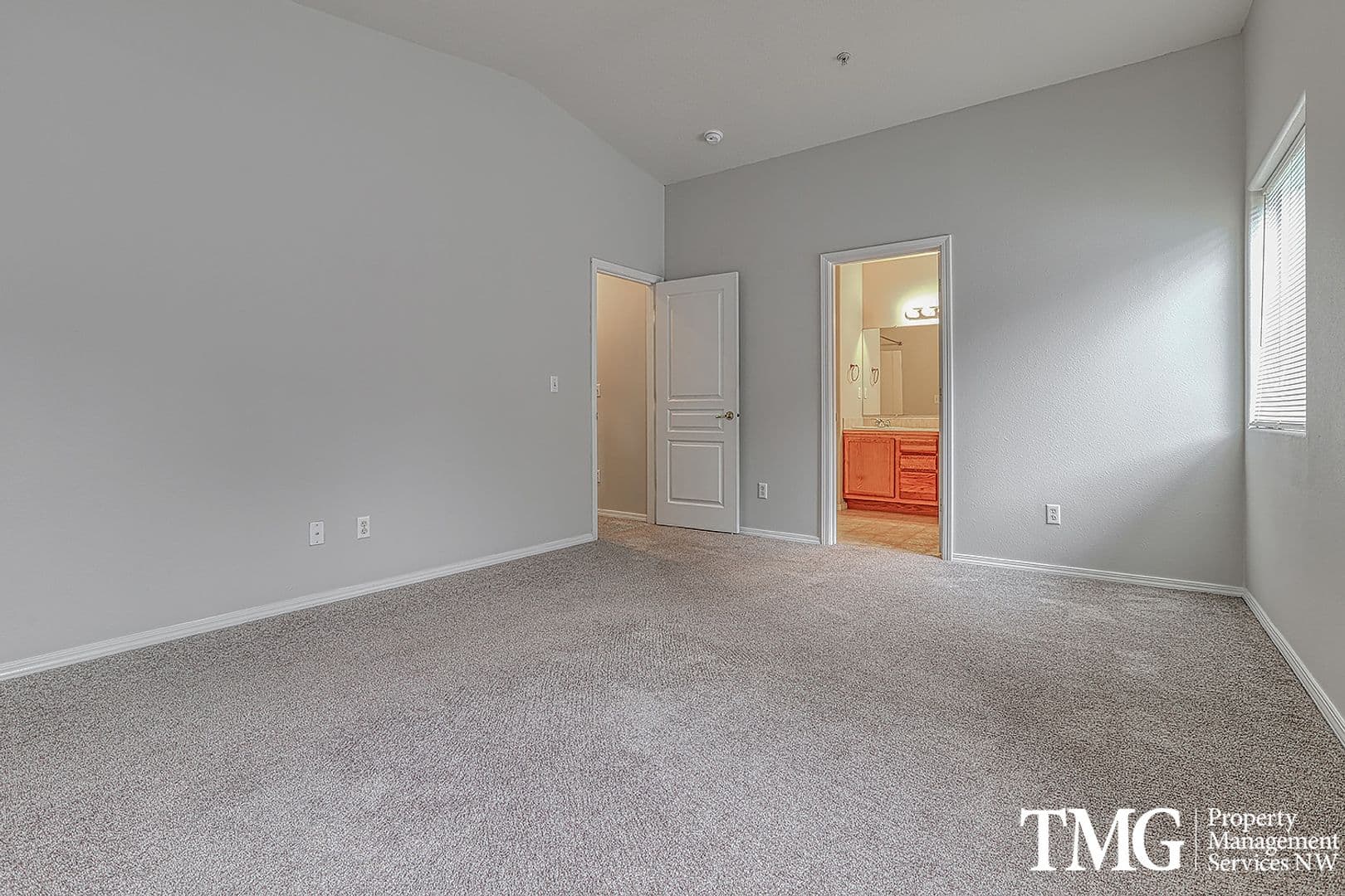 Camas House: 3243 NW Julia Street