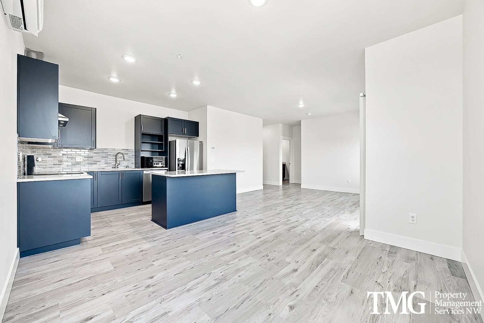 Kennewick Apartment: 7918 W 10th Ave