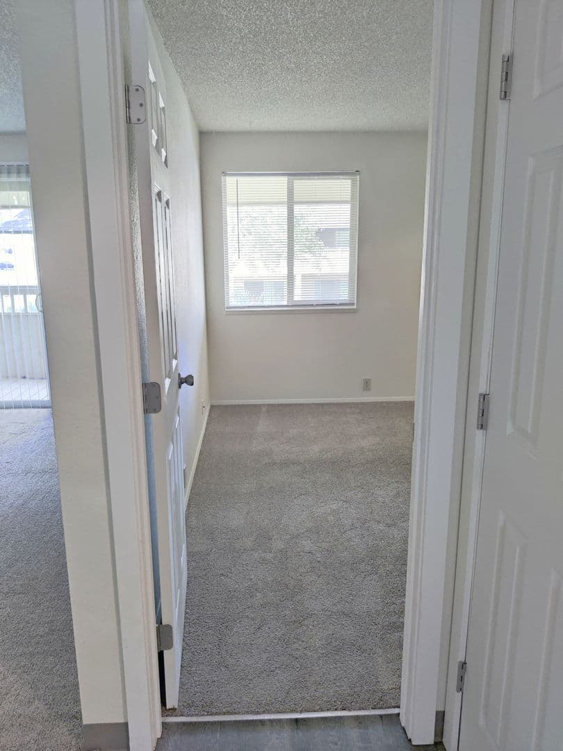 Kennewick Apartment: 507 N Arthur St