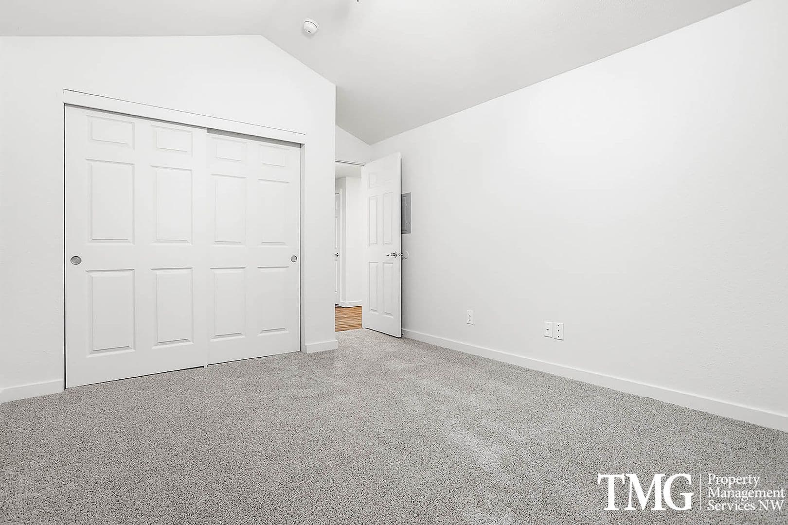 Camas Apartment: 3003 NE 3rd Ave
