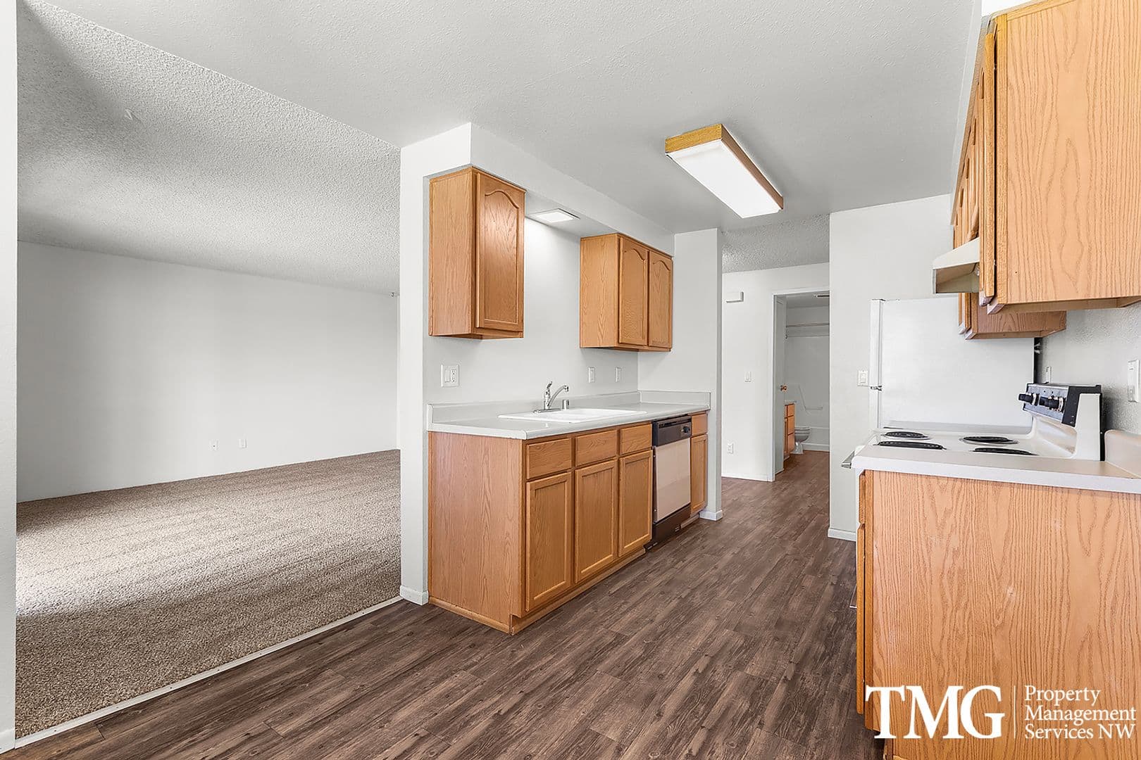 Kennewick Apartment: 440 N Volland