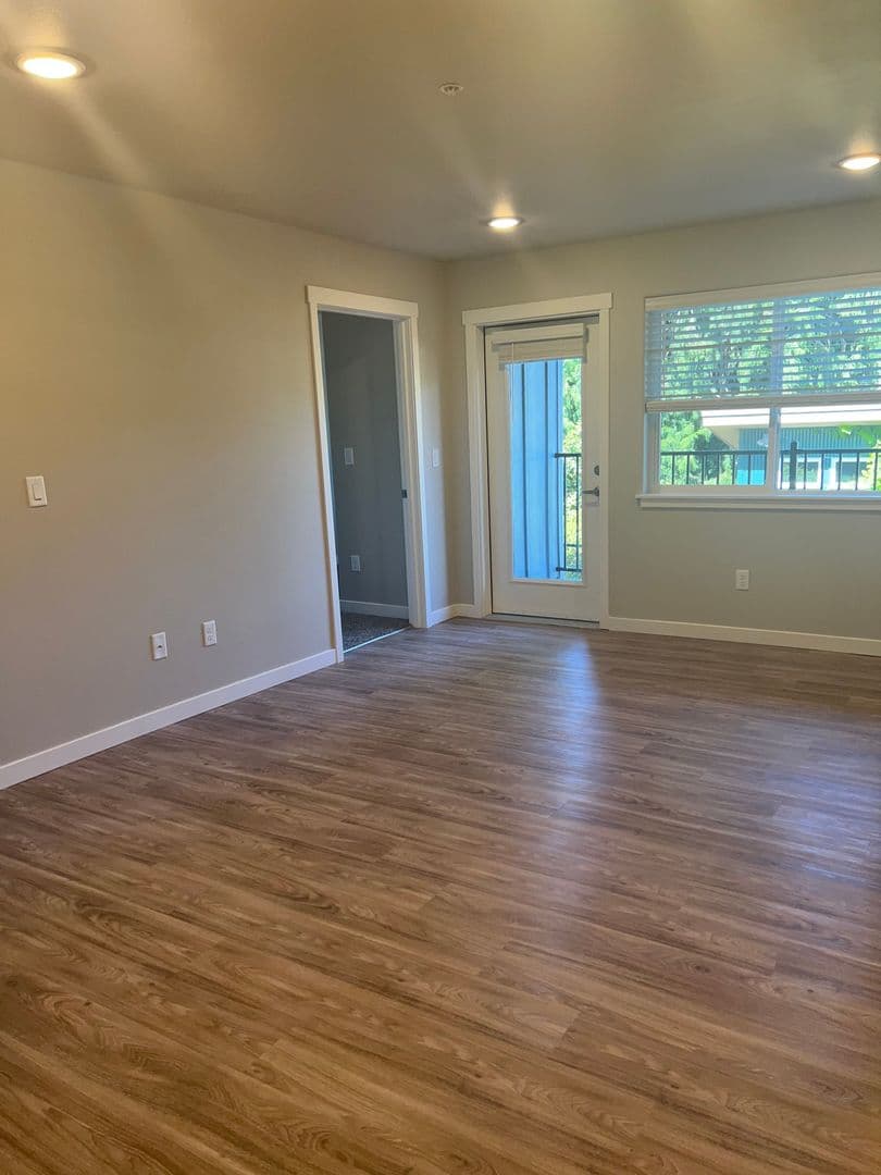 Vancouver Apartment: 9615 NE 25th Ave