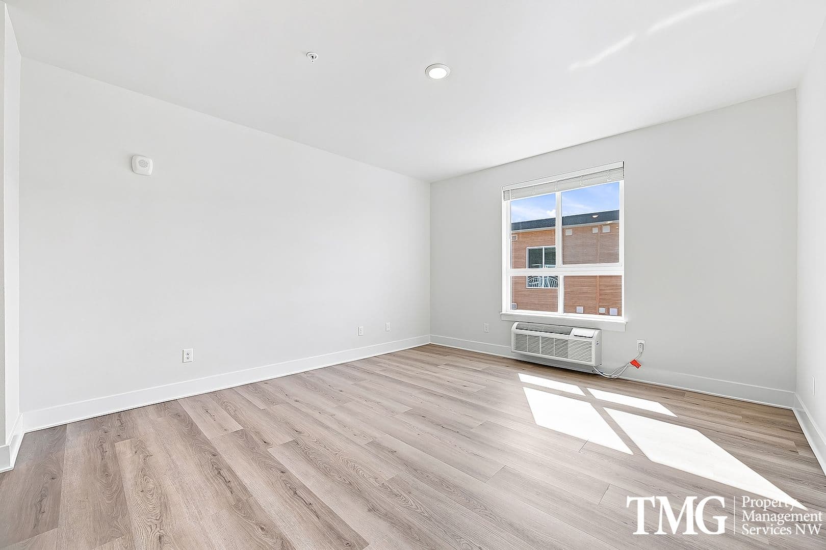 Kennewick Apartment: 7918 W 10th Ave