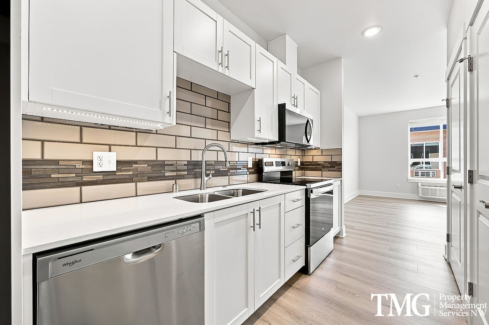 Kennewick Apartment: 7918 W 10th Ave