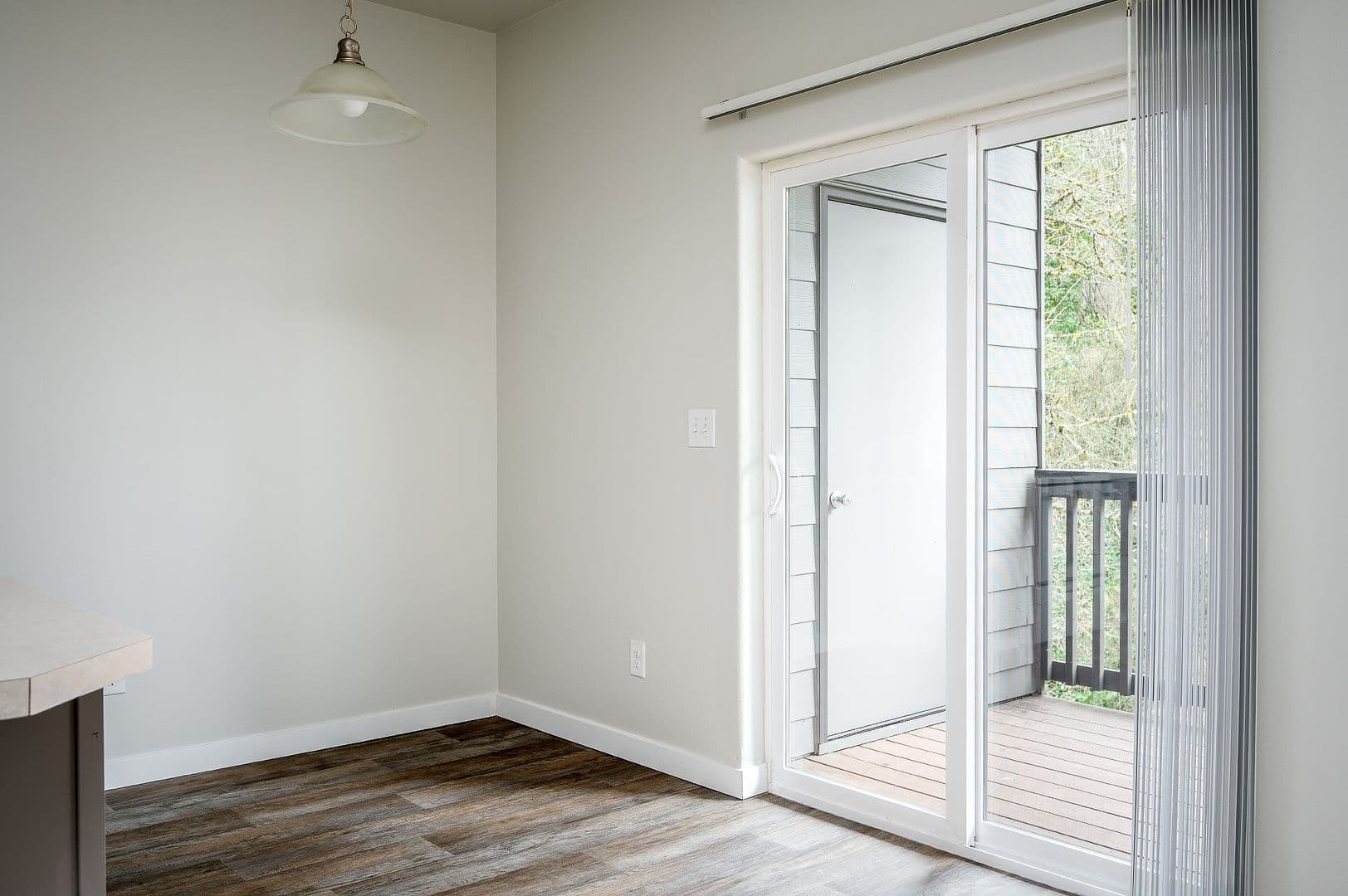 Vancouver Apartment: 4705 NE Leverich Park Way