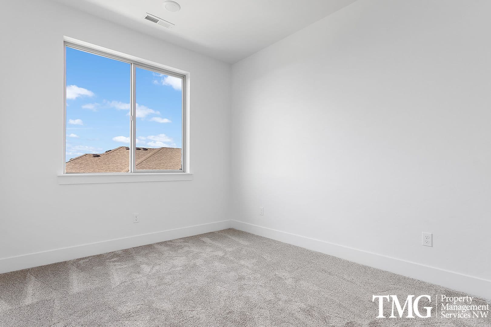 Pasco Townhome: 5801 Road 92