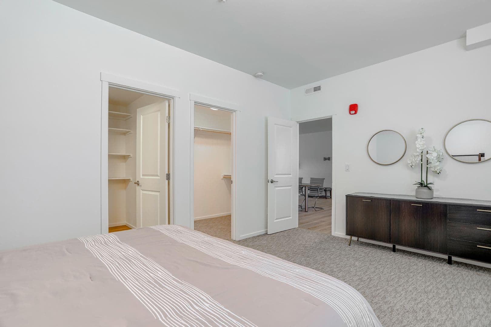 Kennewick Apartment: 2652 W 15th Ave