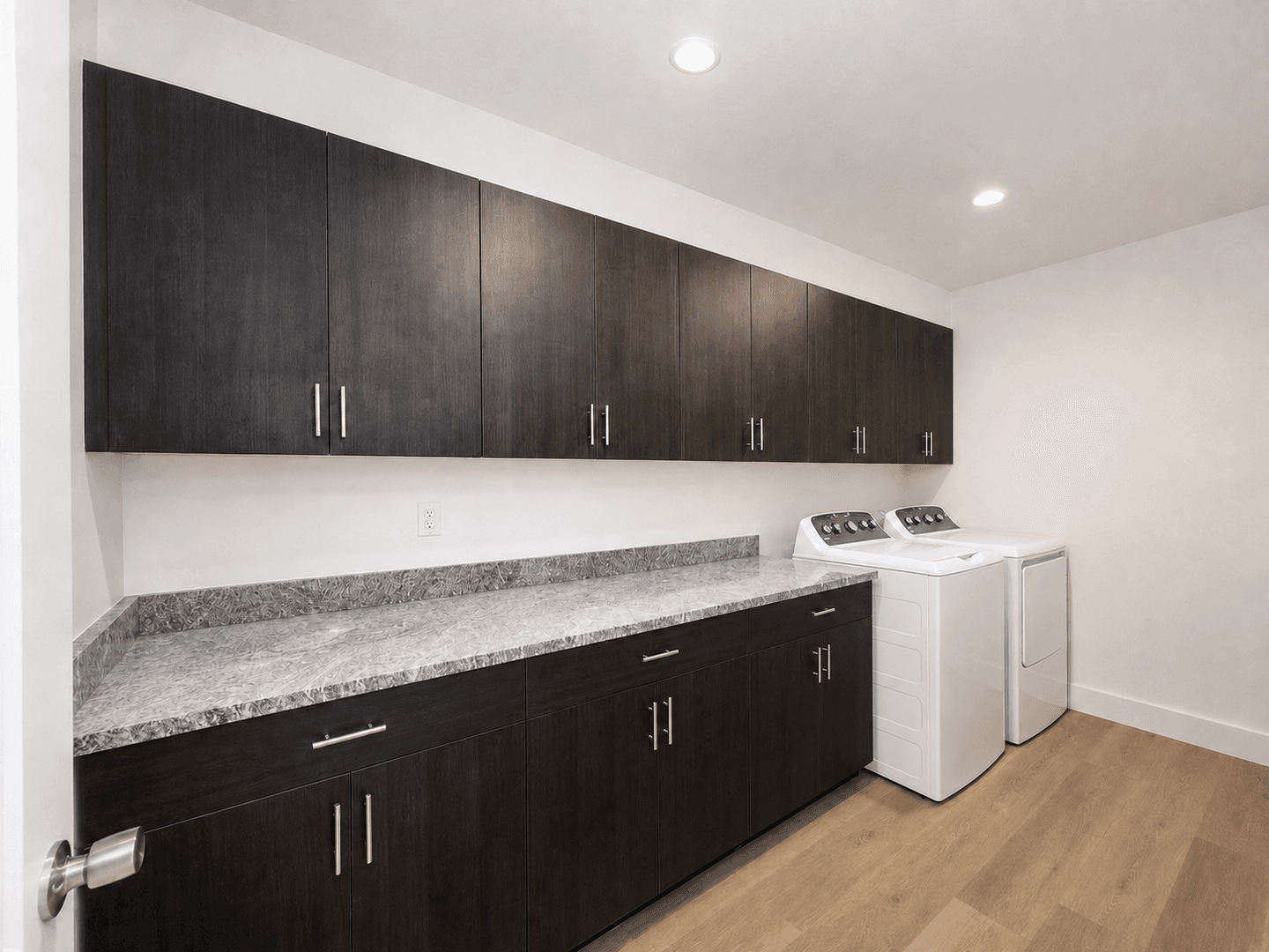Kennewick Townhome: 5881 W 40th Court