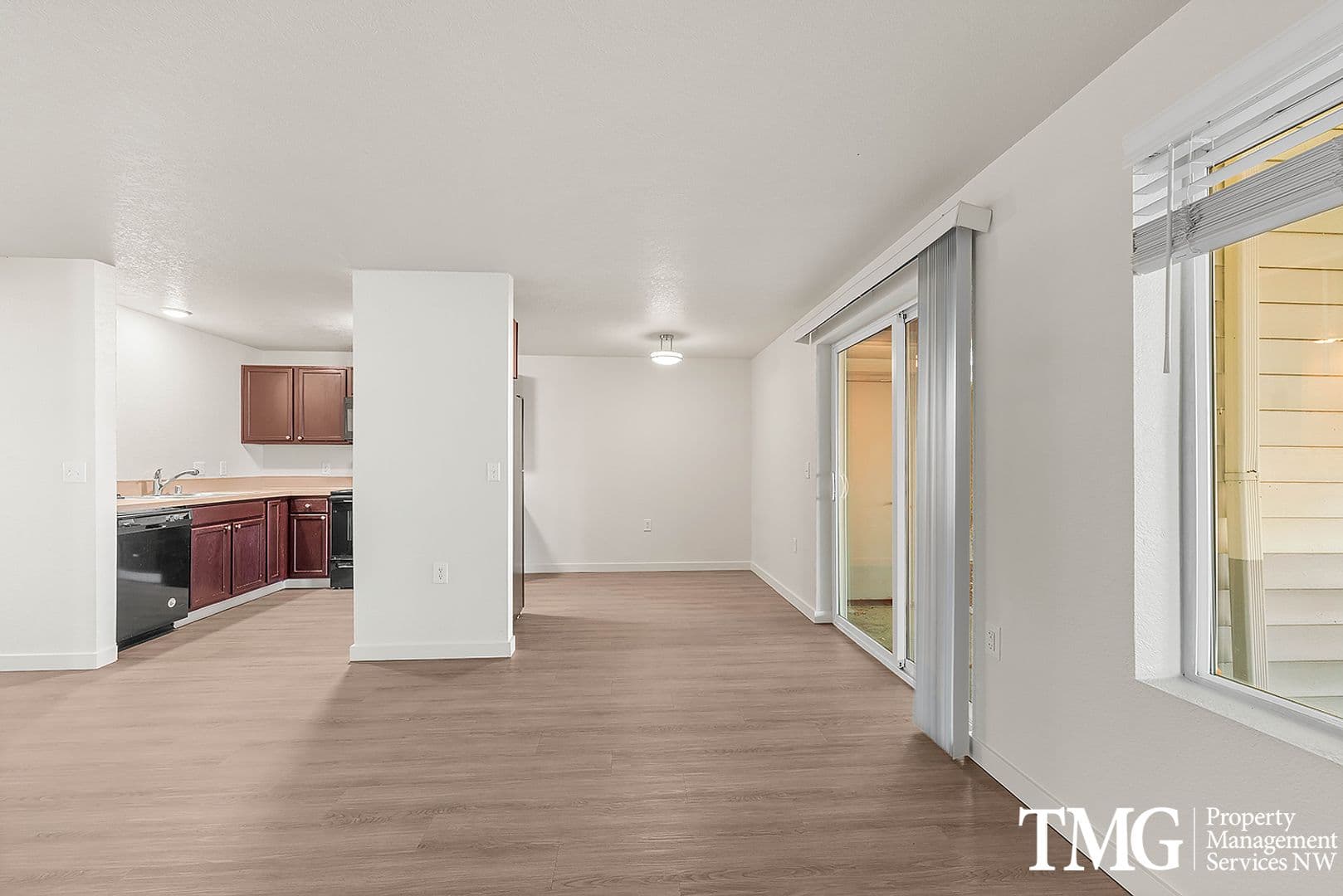 Vancouver Apartment: 16119 SE 1st St