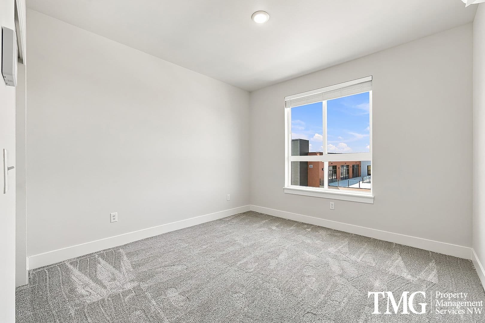 Kennewick Apartment: 7918 W 10th Ave
