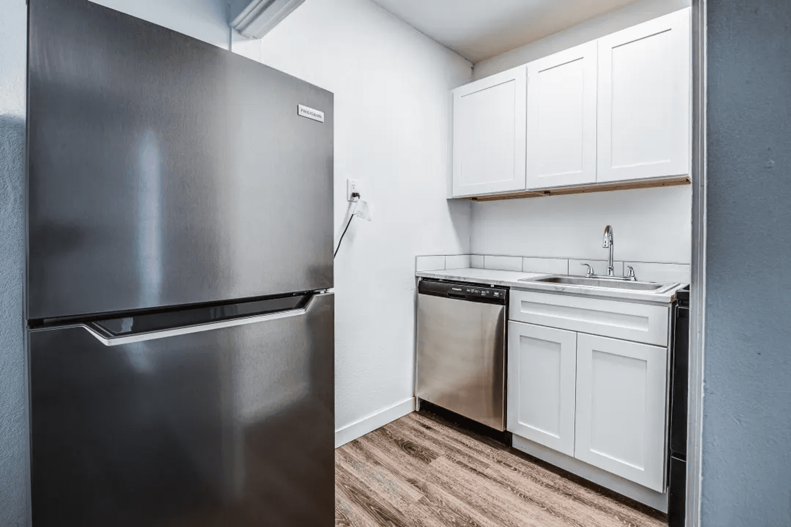 Kennewick Apartment: 12 S Morain St