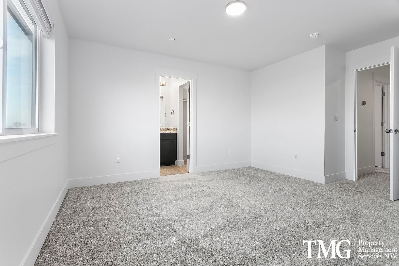 West Richland Townhome: 977 Creer Way - A-103