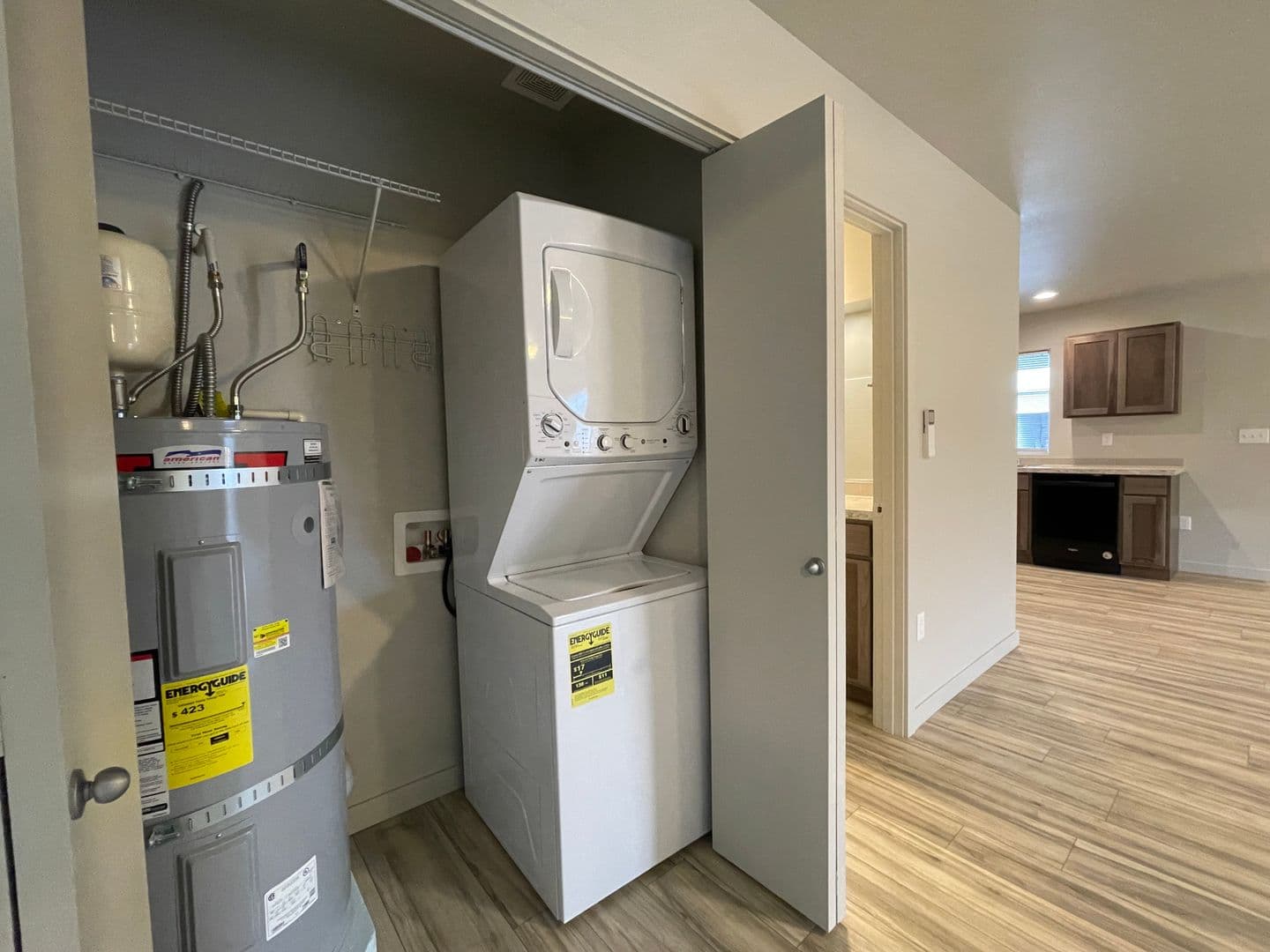 Pasco Townhome: 2507 E Helena Street
