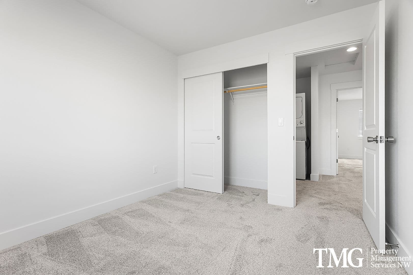 West Richland Townhome: 977 Creer Way - A-103