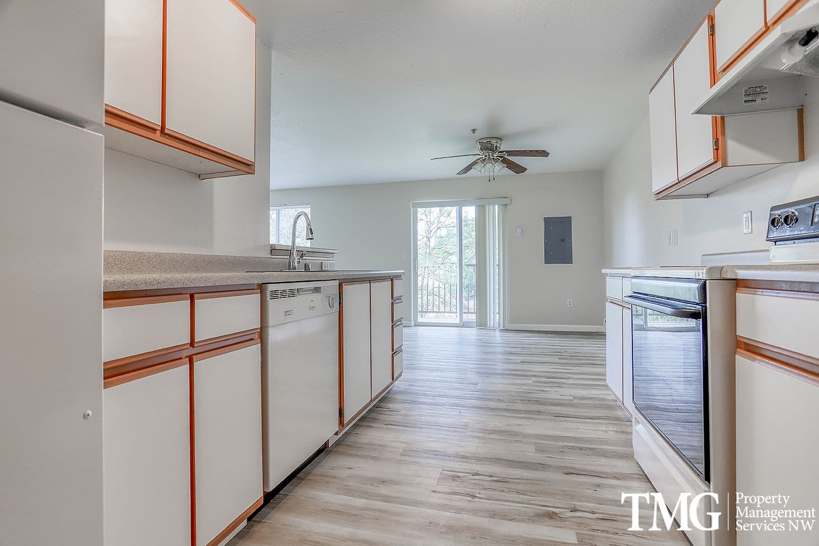Camas Apartment: 2615 NE 3rd Avenue