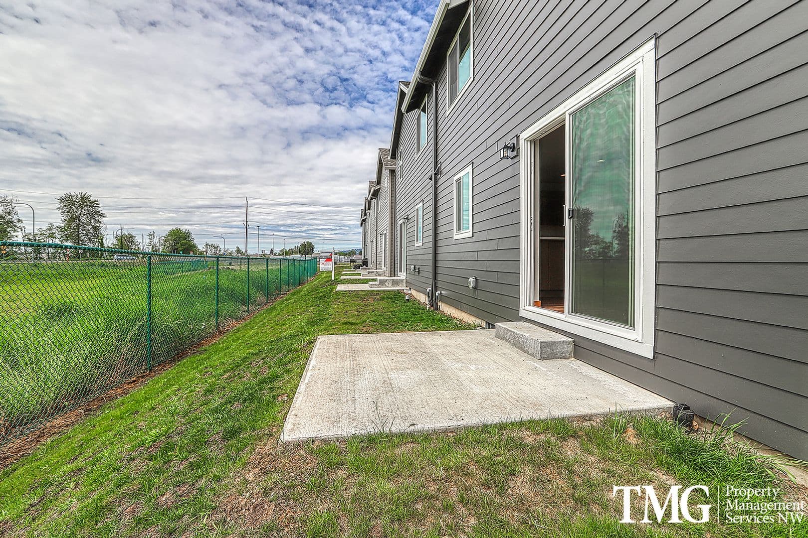 Washougal House: 3316 Lewis Lane