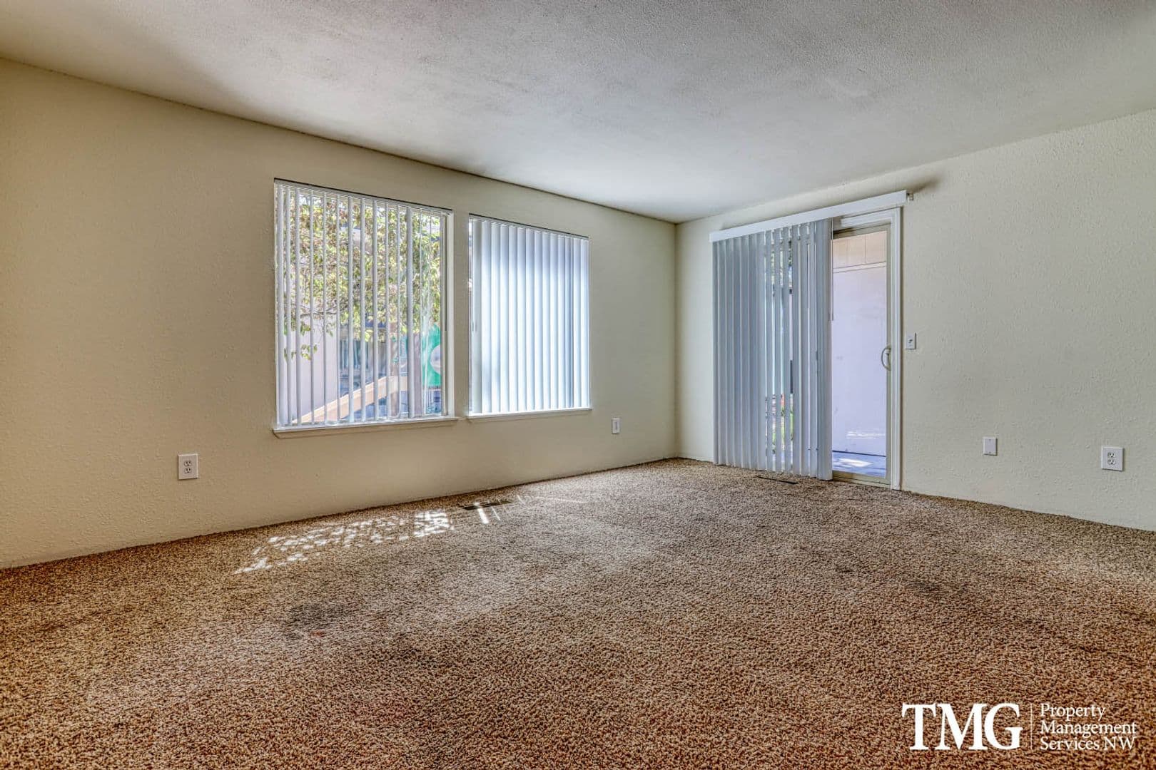 Richland Apartment: 2500 George Washington Way