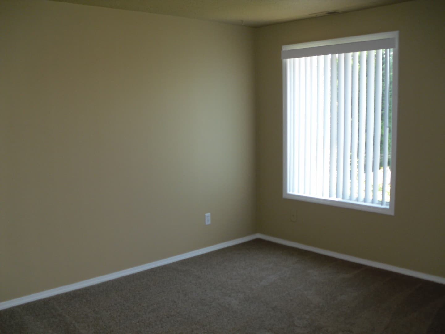 Vancouver House: 16110 SE 18th Street