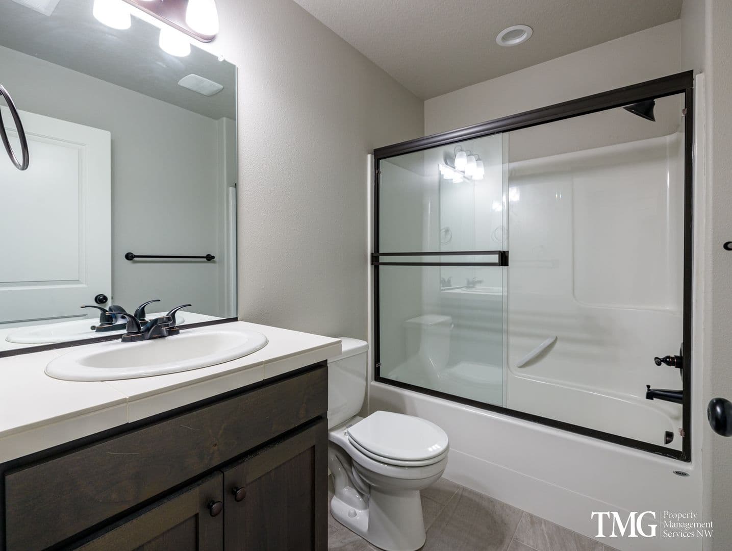 Vancouver House: 11311 NE 14th Ct