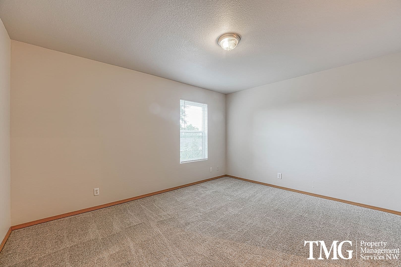 Vancouver Apartment: 3500 NE 50th Ct