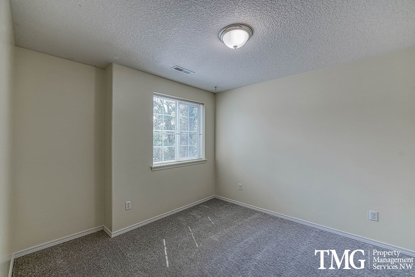 Vancouver House: 15012 NE 68th Way