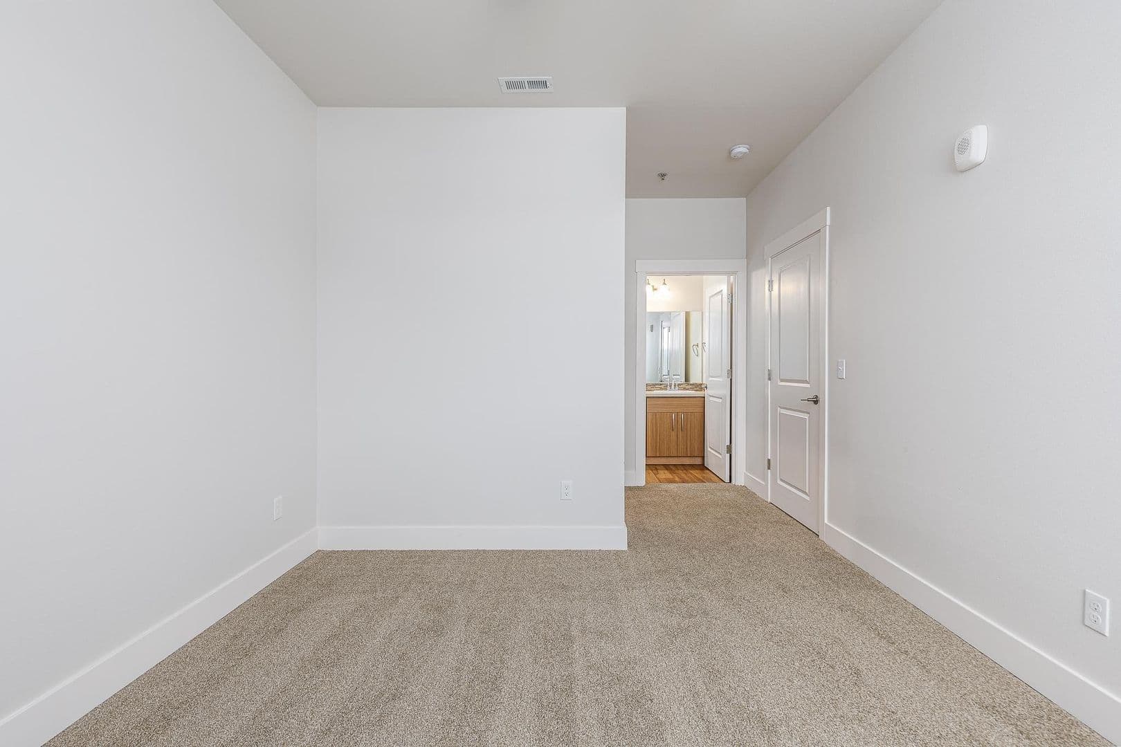 Kennewick Apartment: 7968 W 10th Ave