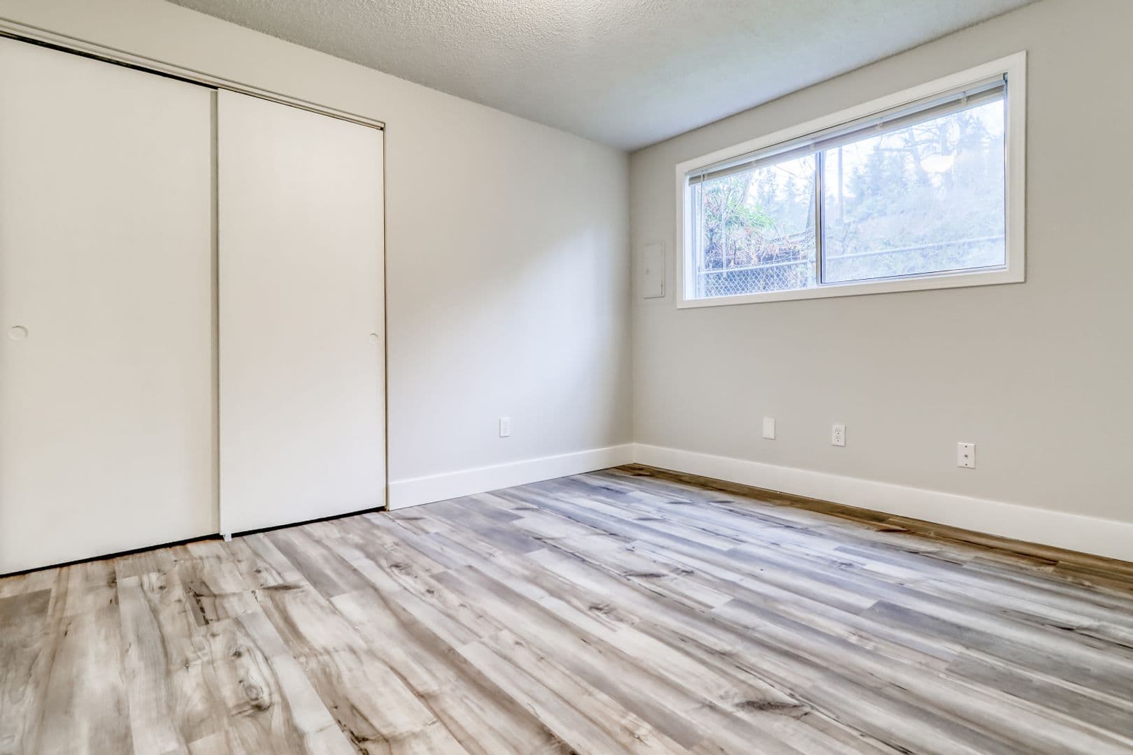 Vancouver Apartment: 3218 Edgewood Dr
