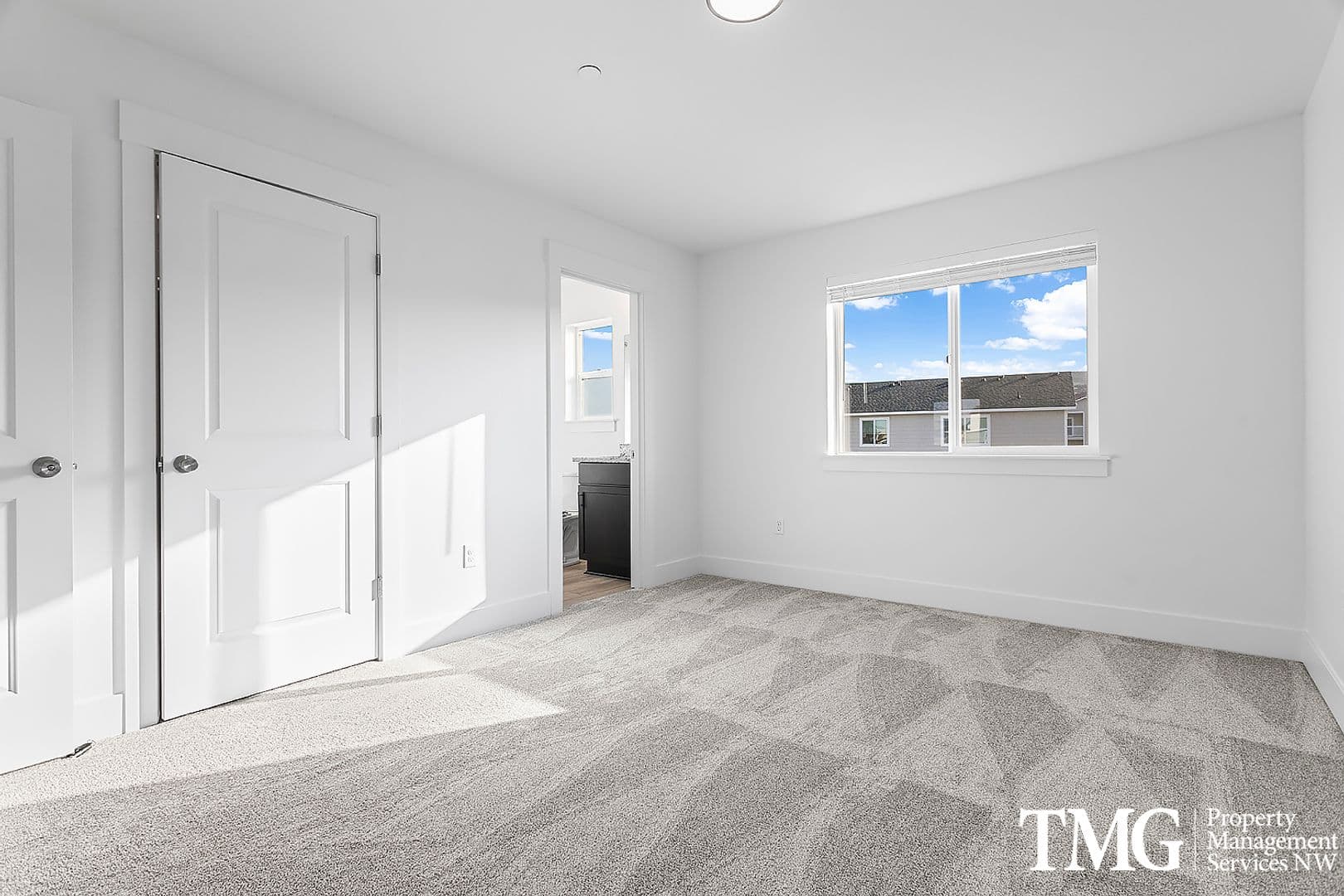 West Richland Townhome: 977 Creer Way - A-103