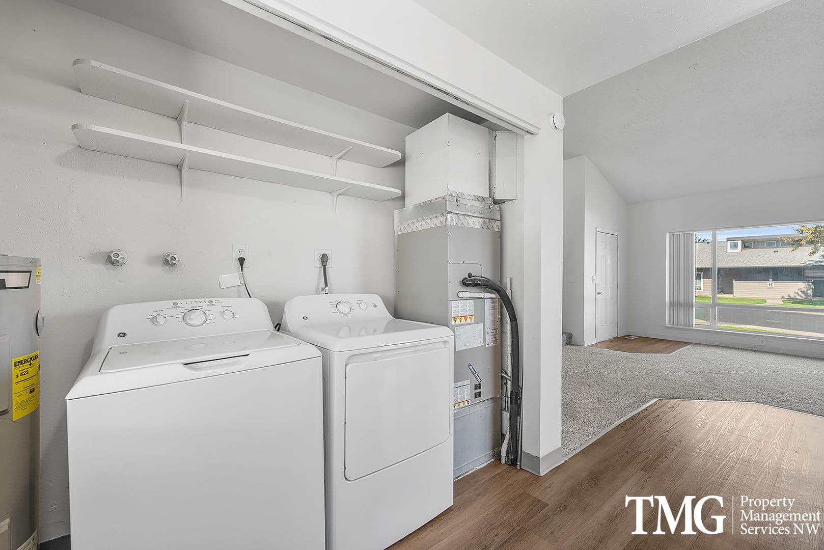 Kennewick Apartment: 803 S Olympia St