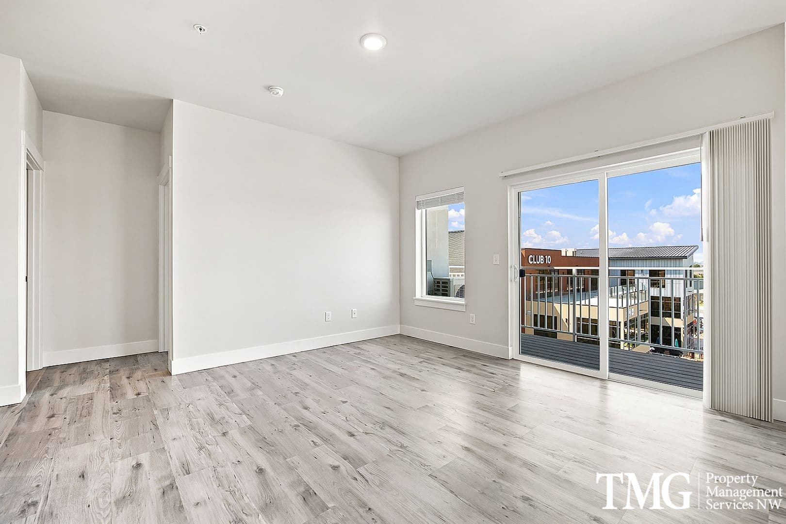 Kennewick Apartment: 7918 W 10th Ave
