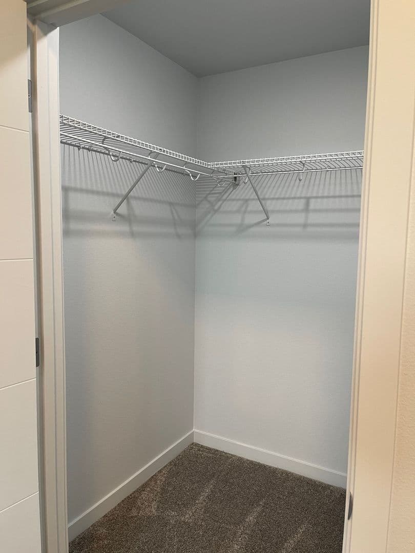 Camas Apartment: 2311 SE 192nd Ave