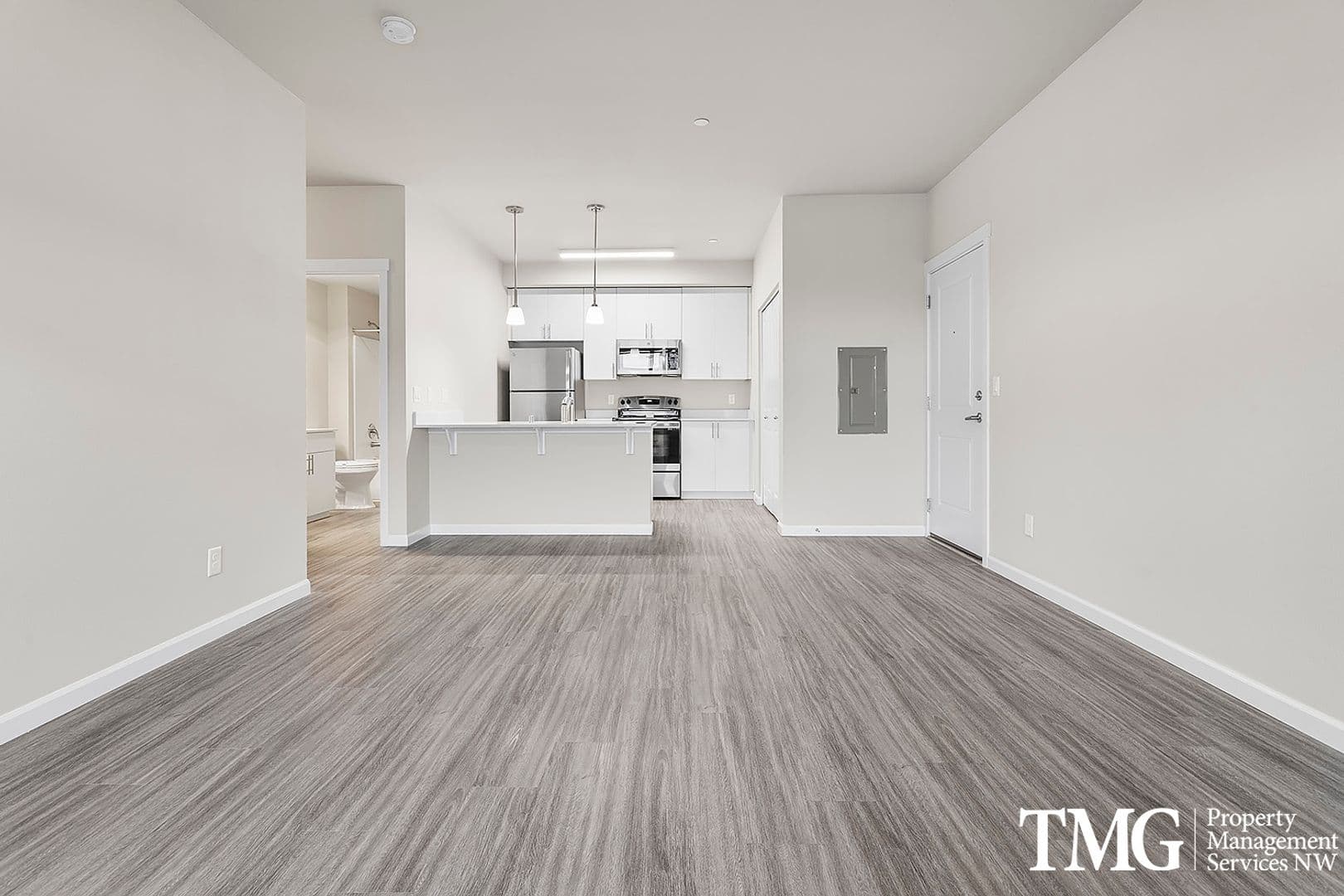 Ridgefield Apartment: 540 S Royle Rd