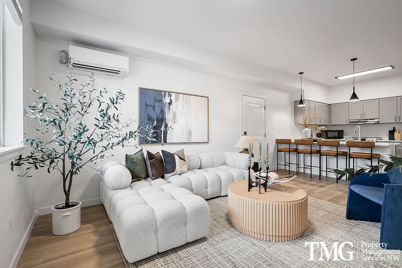 Vancouver Apartment: 12616 NE 116th Way