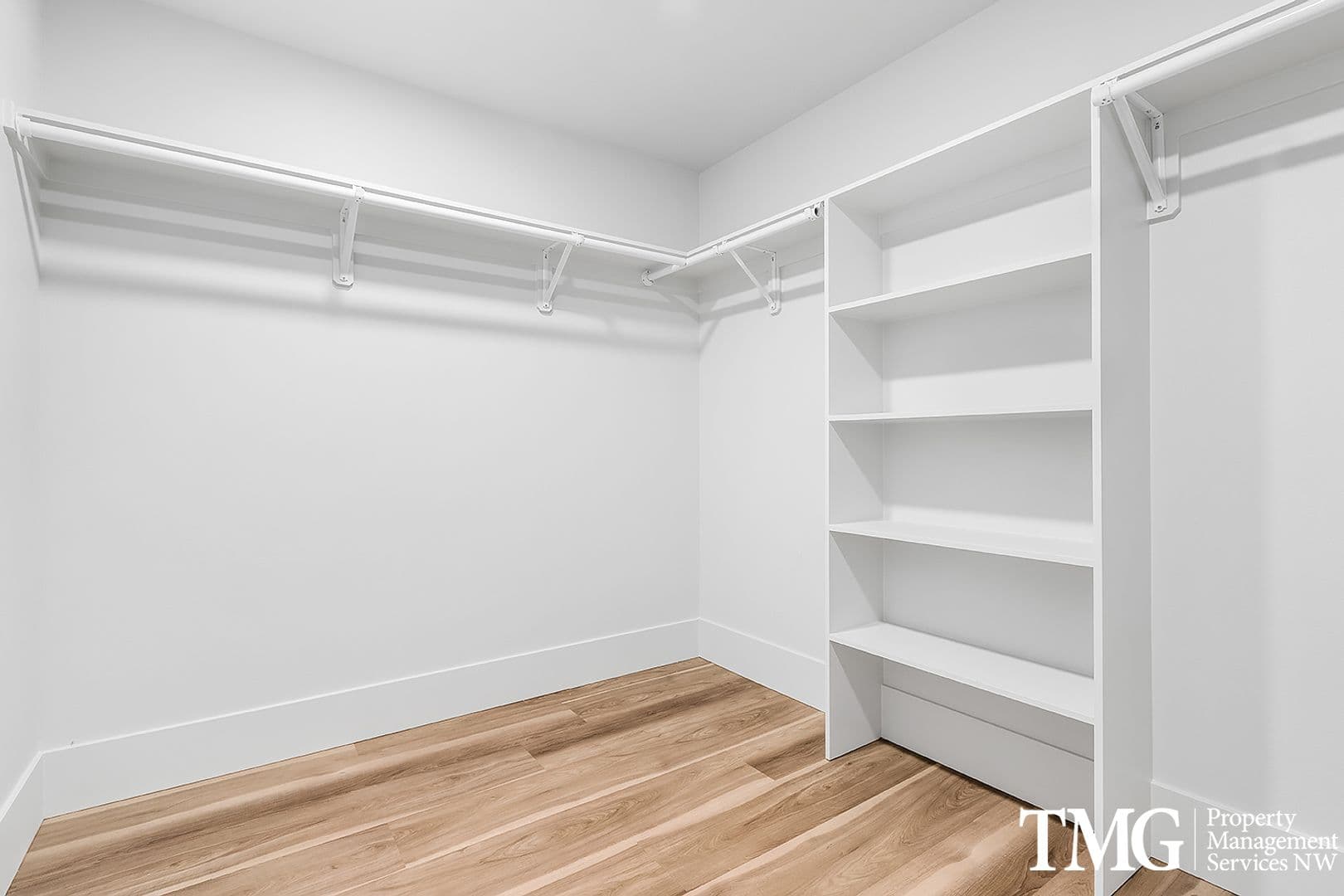 Kennewick Apartment: 4112 W 24th Ave