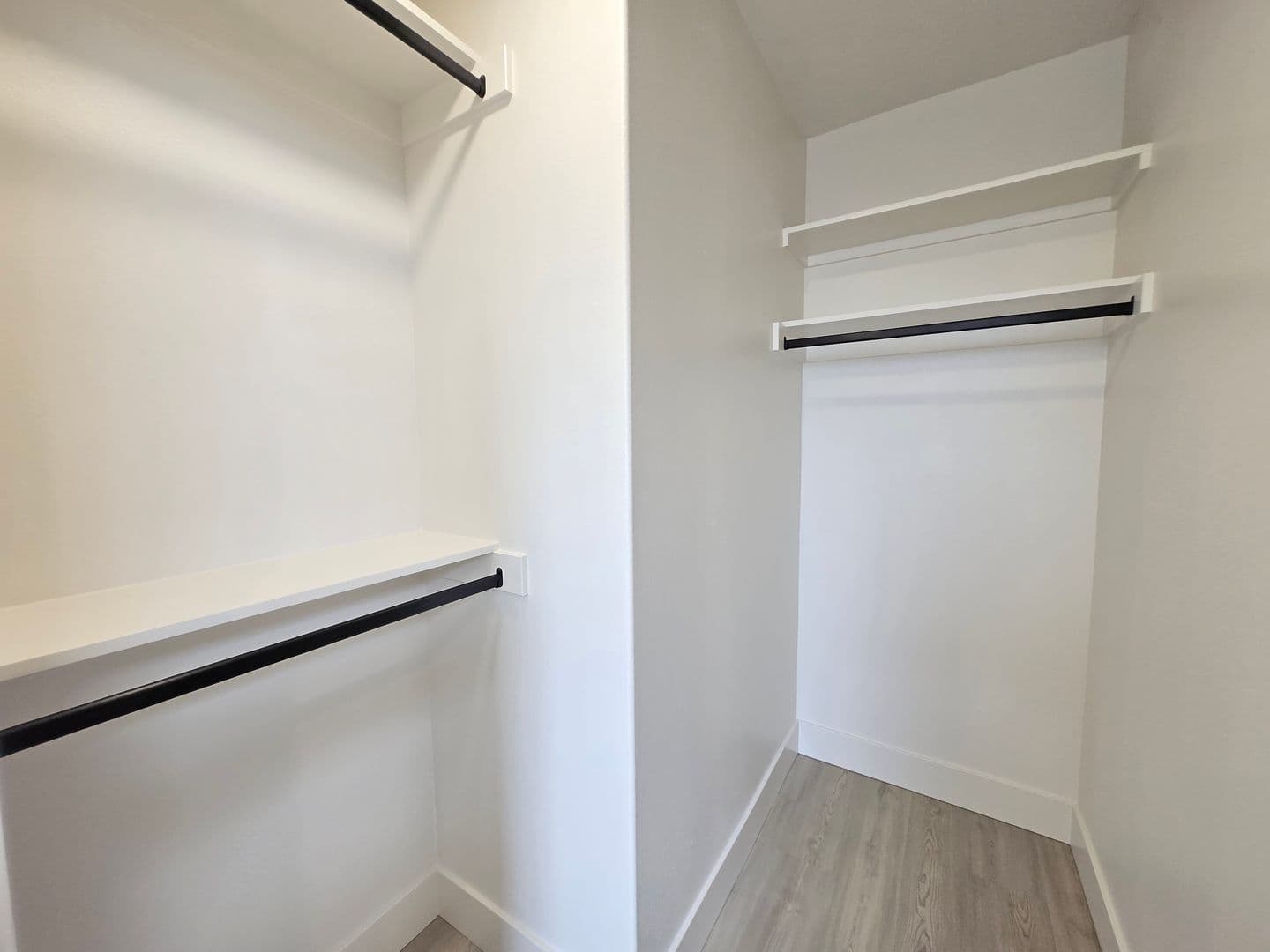 Kennewick Townhome: 718 N Volland St