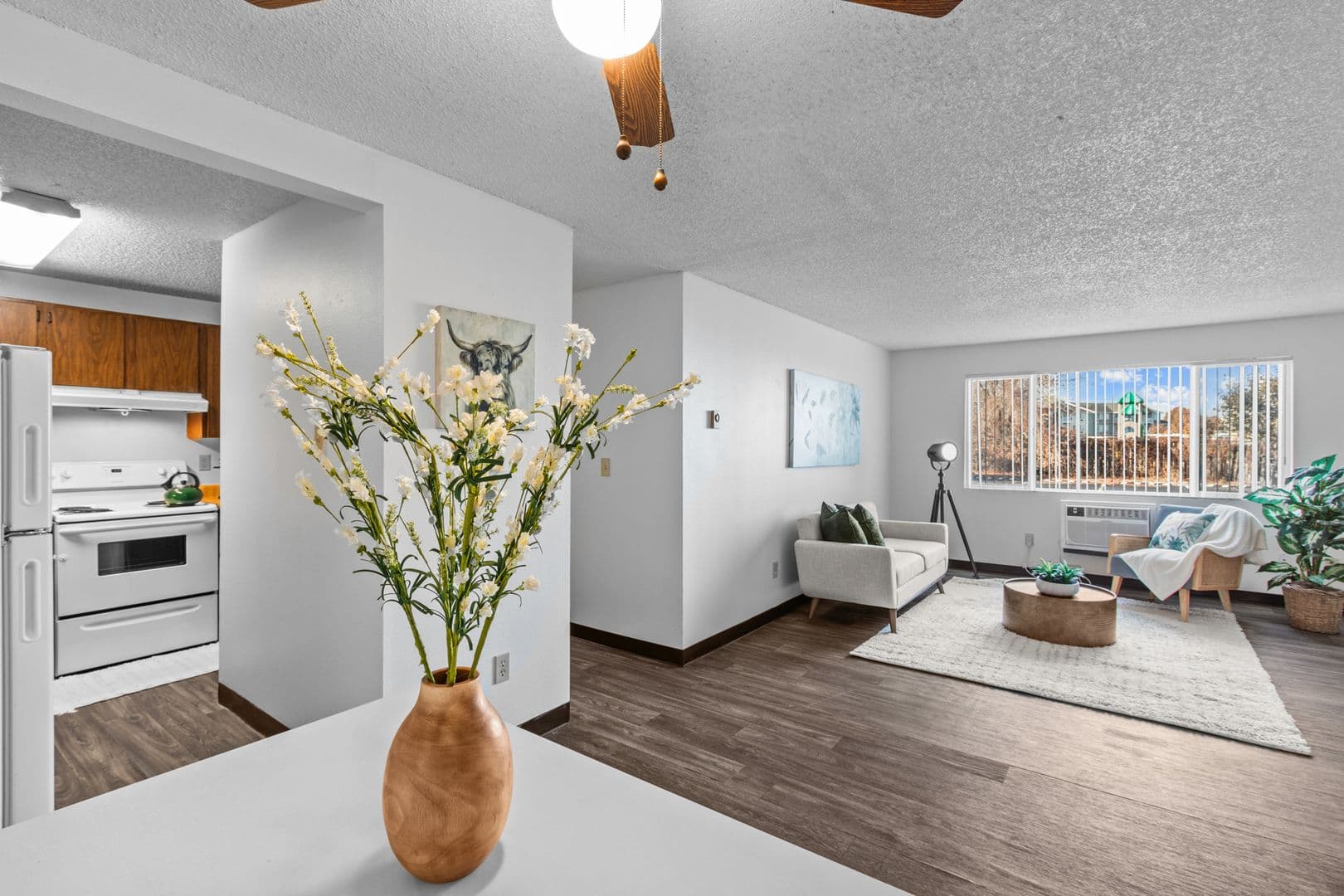 Kennewick Apartment: 445 N Volland St