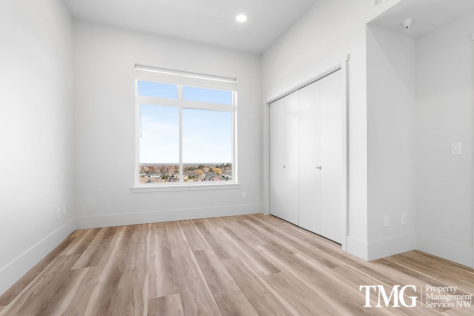 Kennewick Apartment: 4112 W 24th Ave